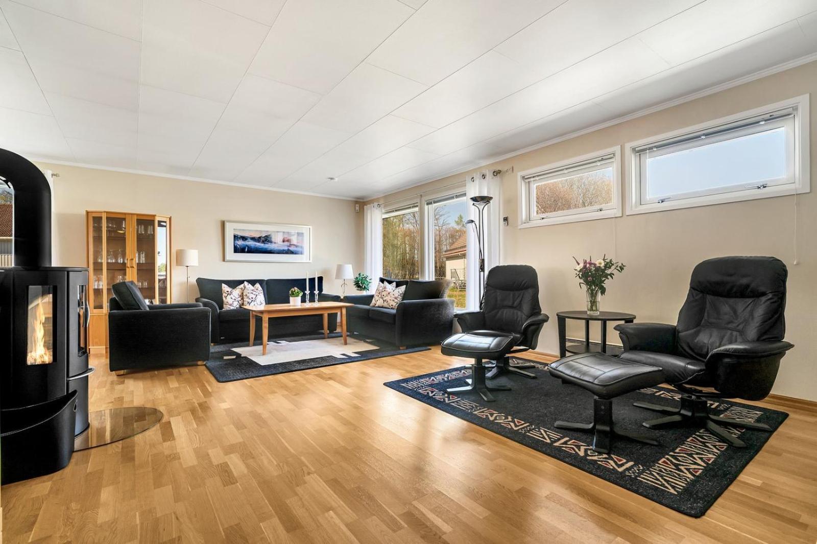Villaer Big House With Parking, Perfect For Vm2025 Trondheim